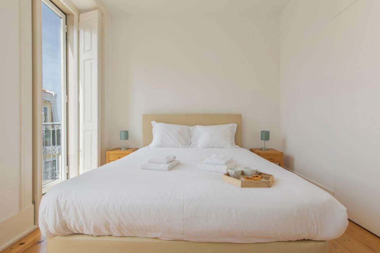 Lovelystay - Sunny Santa Catarina I リスボン エクステリア 写真